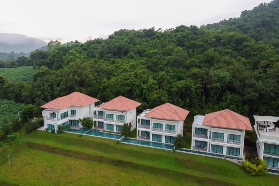 Viva Montane Hotel Ban Nong Chap Tao Exterior photo