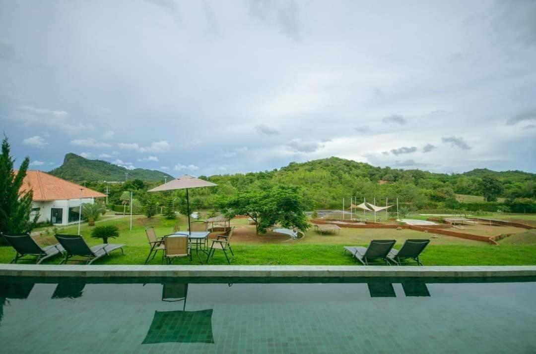 Viva Montane Hotel Ban Nong Chap Tao Exterior photo