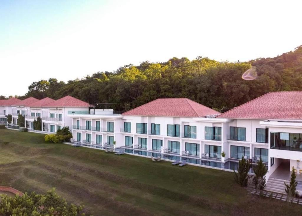 Viva Montane Hotel Ban Nong Chap Tao Exterior photo