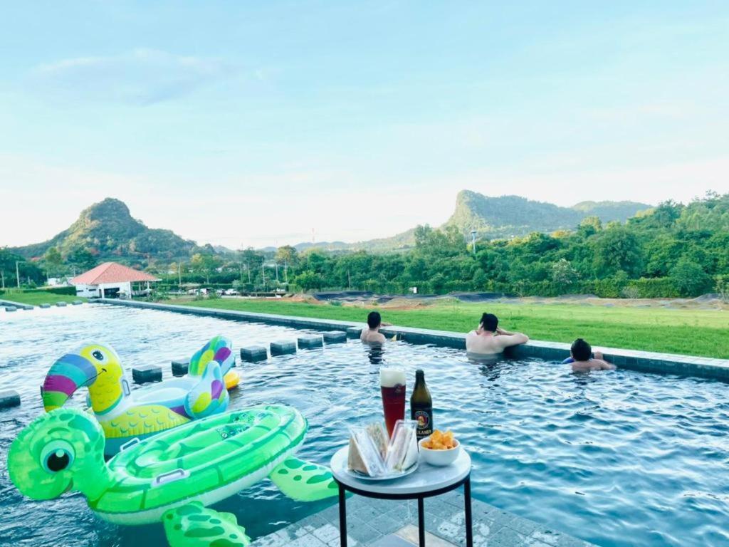 Viva Montane Hotel Ban Nong Chap Tao Exterior photo